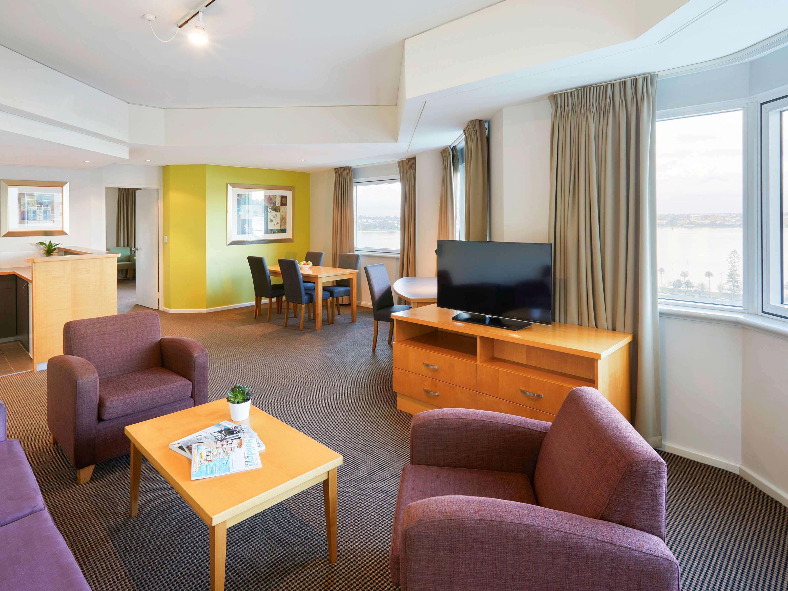 Novotel Perth Langley מראה חיצוני תמונה